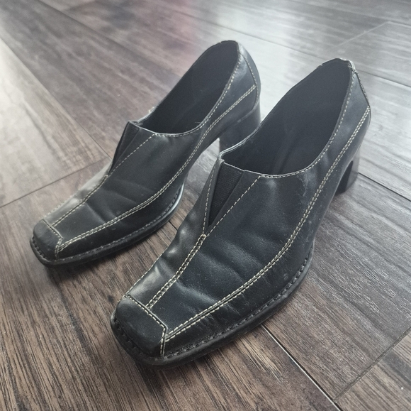 Shoes - Elegant Blue Black Square Toe Block Heel 6B